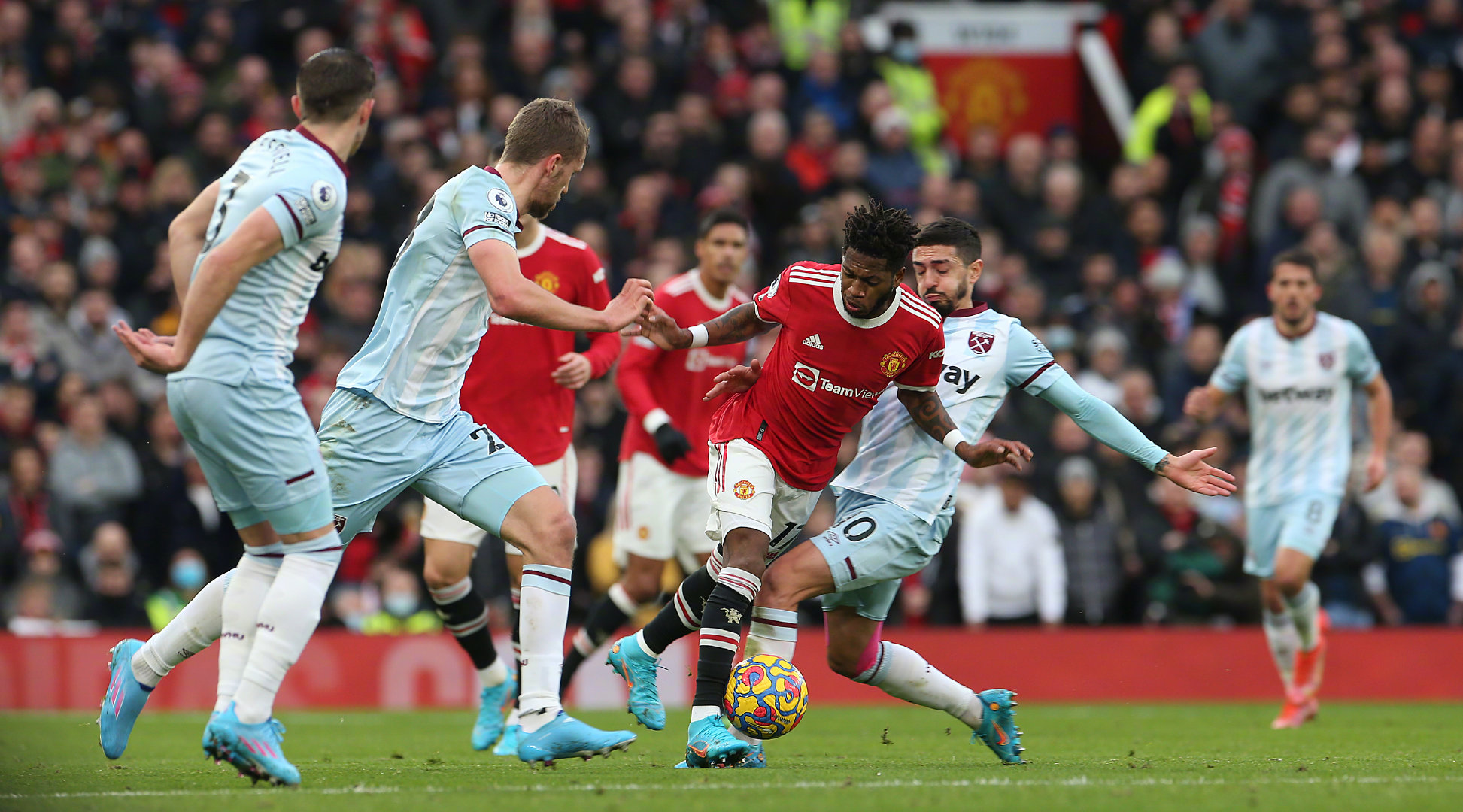 禁區內搶點 禁區內搶點